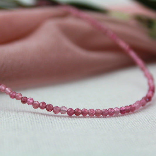 Roze toermalijn ketting