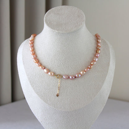 Lichtroze barok parelketting