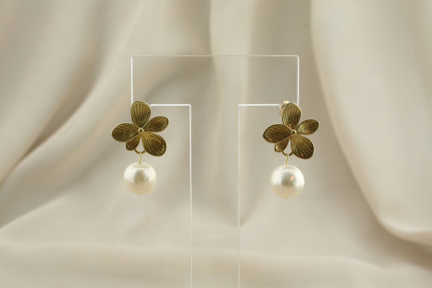 Pearl flower