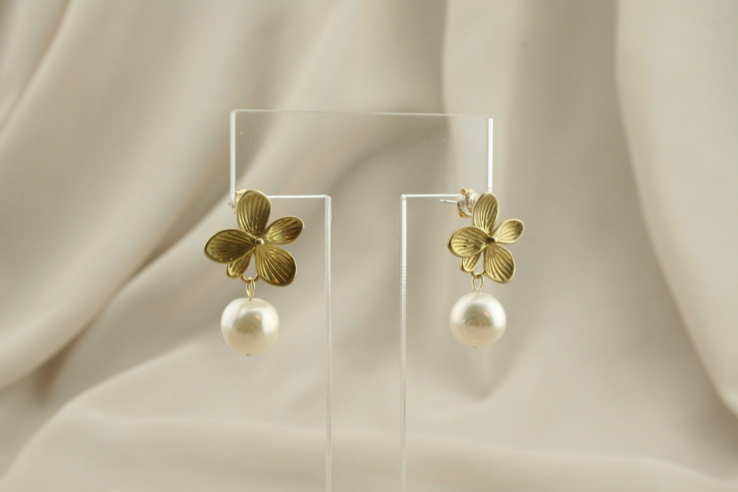 Pearl flower