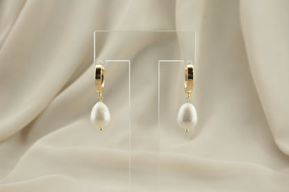 Pearl hoop