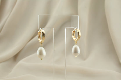 Pearl hoop