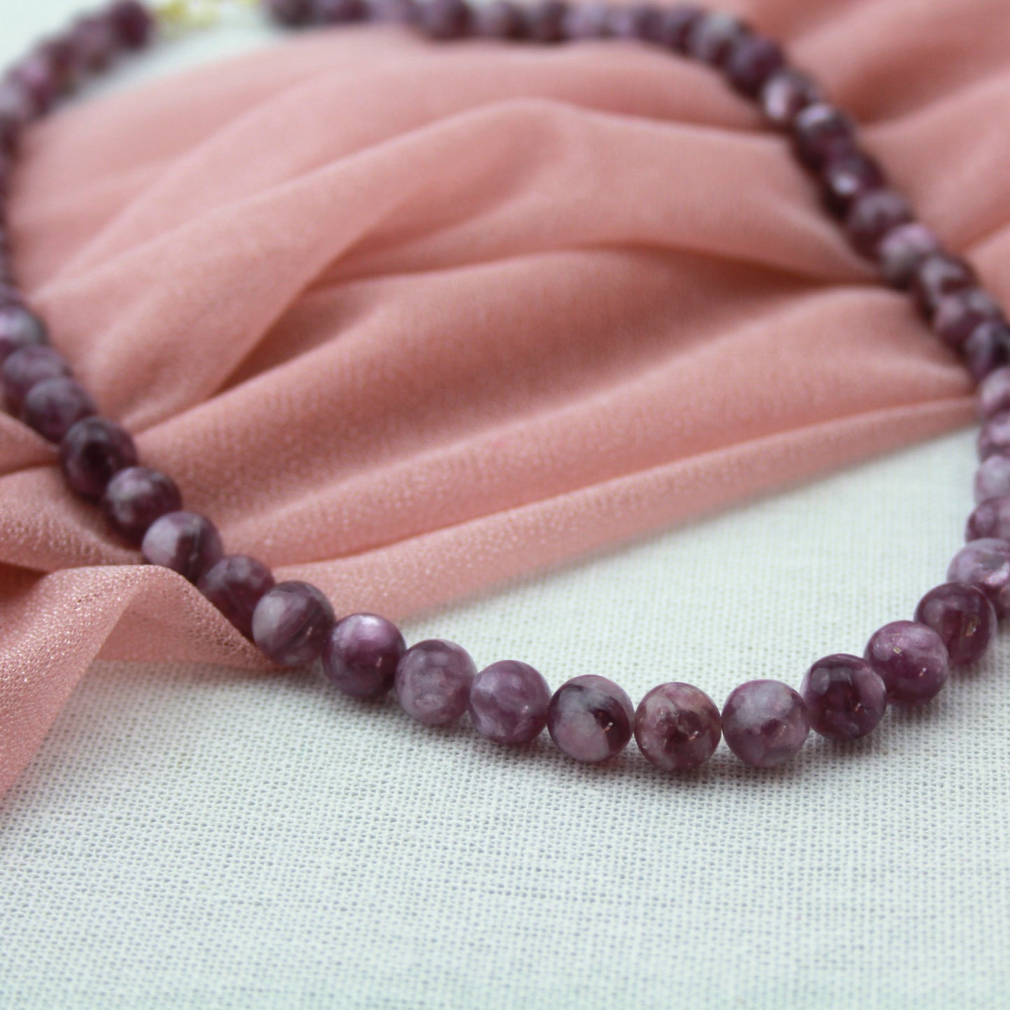 Lepidolite ketting