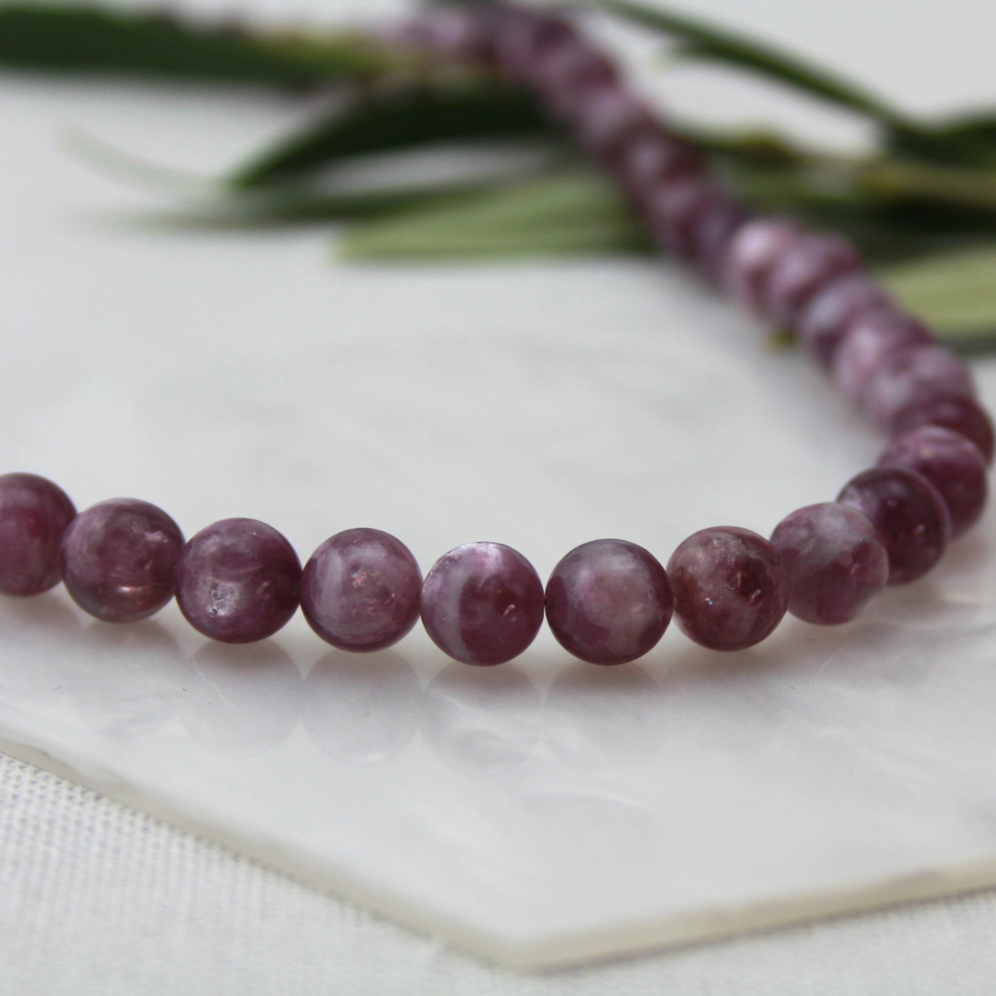 Lepidolite ketting