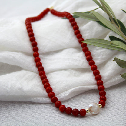Bloedkoraalketting met parel