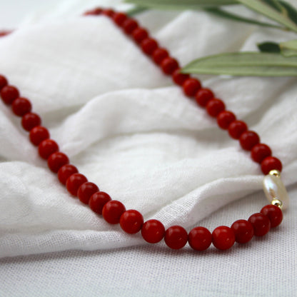 Bloedkoraalketting met parel