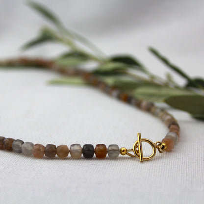Zonnesteen ketting