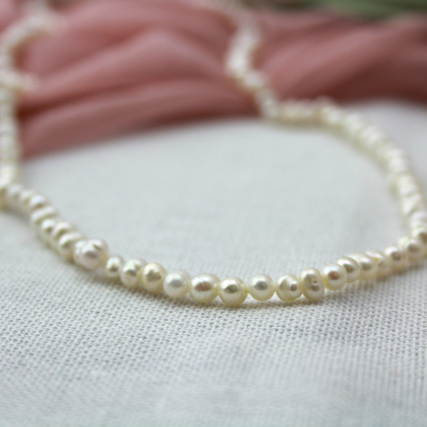 Parelketting met zilverslot