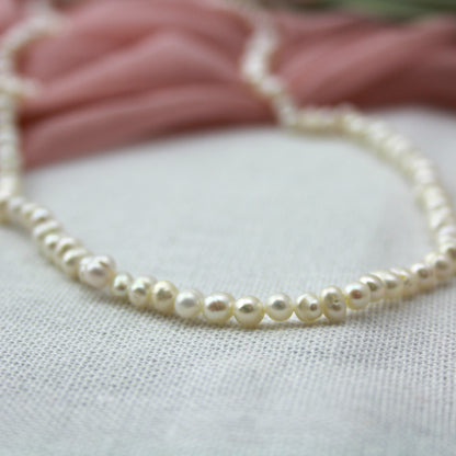 Parelketting met zilverslot