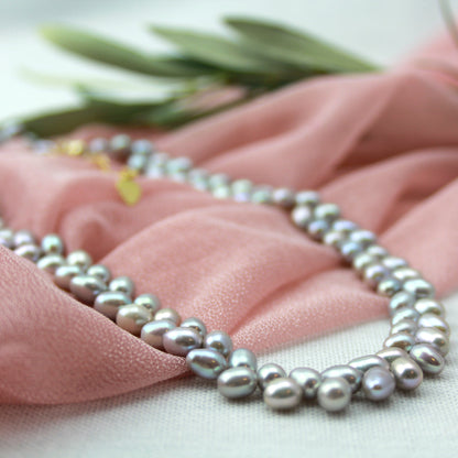 Parelcollier grijs