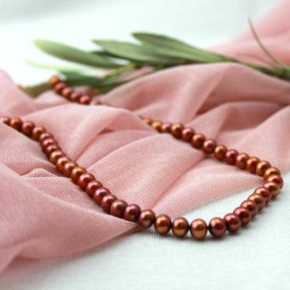 Bruine parelketting