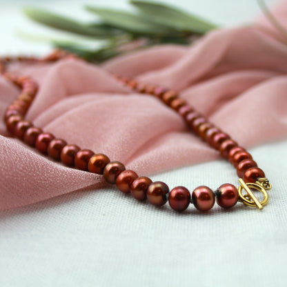 Bruine parelketting